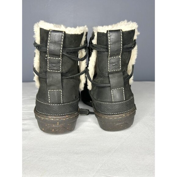 UGG Australia Cove Boots Womens Size 8 Black Sheepskin Lined Leather Ankle - Picture 4 of 16